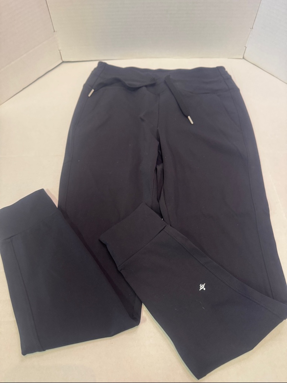 HALARA Black Jogger Pants with Subtle Logo Detail